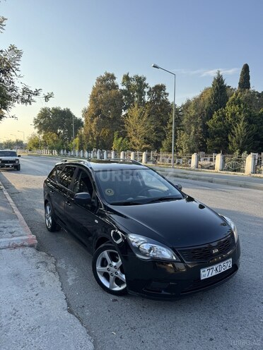 Kia Ceed 2010, 195,000 km - 1.6 л - Ağdaş