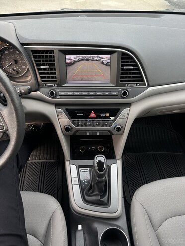 Hyundai Elantra 2017, 86,000 km - 2.0 l - Bakı