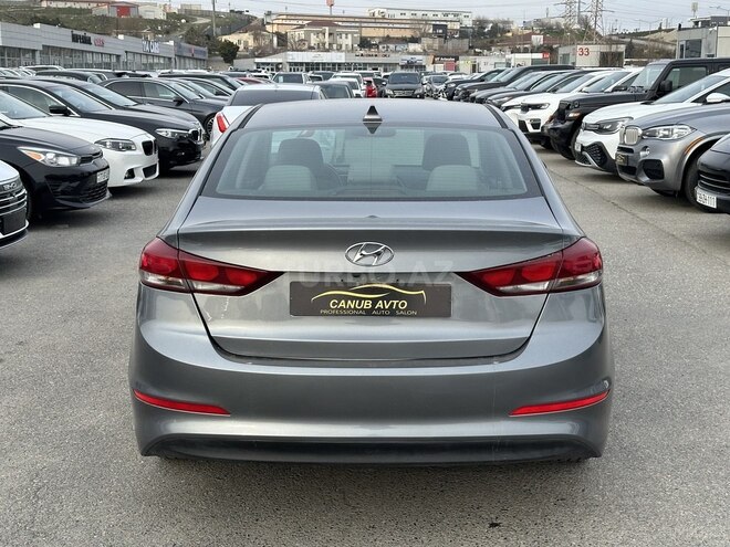 Hyundai Elantra 2017, 86,000 km - 2.0 l - Bakı