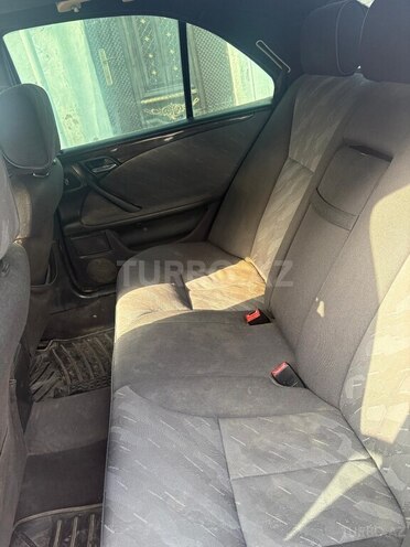 Mercedes E 240 2000, 443,000 km - 2.4 l - Bakı