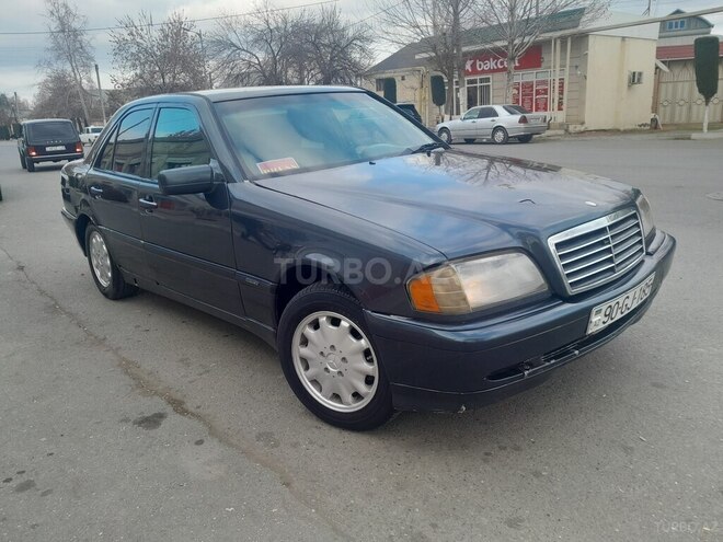 Mercedes C 180 1995, 180,000 km - 1.8 l - Ağcabədi