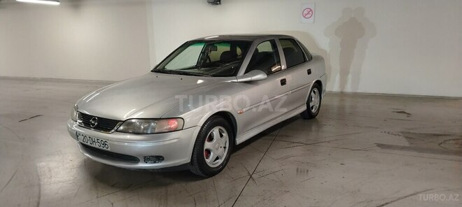 Opel Vectra 1999, 385,000 km - 1.6 l - Gəncə