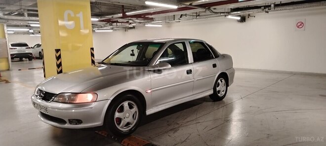 Opel Vectra 1999, 385,000 km - 1.6 l - Gəncə