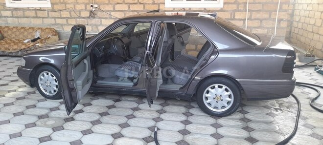 Mercedes C 180 1994, 465,000 km - 1.8 л - Yevlax