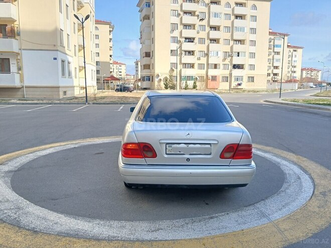 Mercedes E 220 d 1998, 312,029 km - 2.2 l - Sumqayıt
