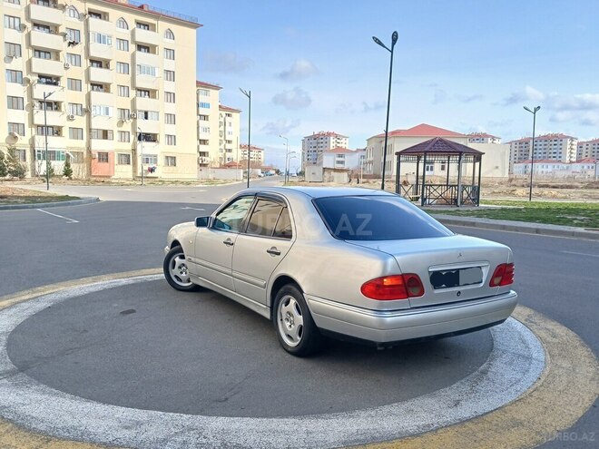 Mercedes E 220 d 1998, 312,029 km - 2.2 l - Sumqayıt