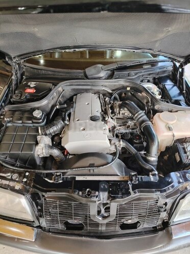 Mercedes C 230 1999, 319,281 km - 2.3 l - Şamaxı
