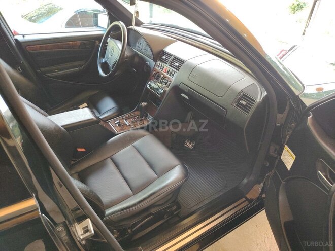 Mercedes C 230 1999, 319,281 km - 2.3 l - Şamaxı