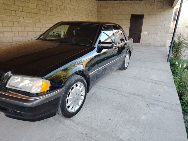 Mercedes C 230 1999, 319,281 km - 2.3 l - Şamaxı