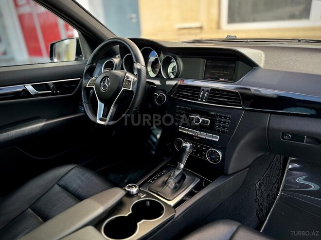 Mercedes C 250 2012, 122,500 km - 1.8 л - Gəncə