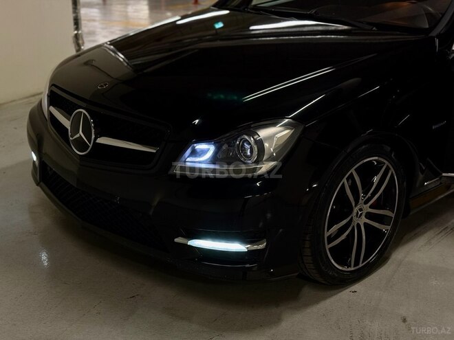 Mercedes C 250 2012, 122,500 km - 1.8 л - Gəncə