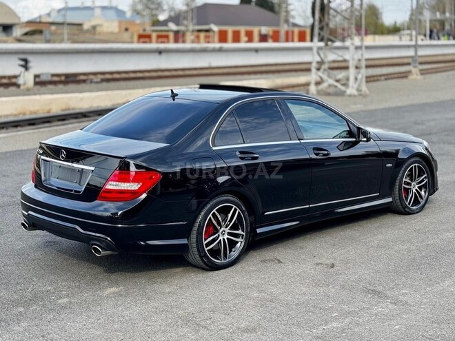 Mercedes C 250 2012, 122,500 km - 1.8 л - Gəncə