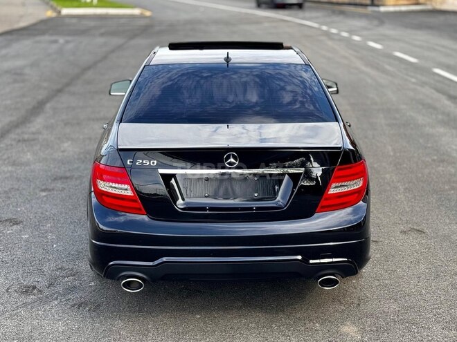 Mercedes C 250 2012, 122,500 km - 1.8 л - Gəncə