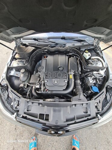 Mercedes C 250-9
