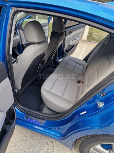Hyundai Elantra 2016, 160,613 km - 2.0 l - Bakı