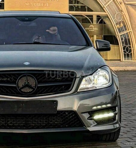 Mercedes C 250-4