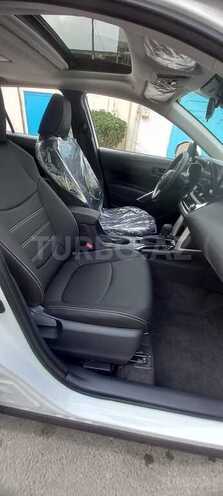 Toyota Corolla Cross-6
