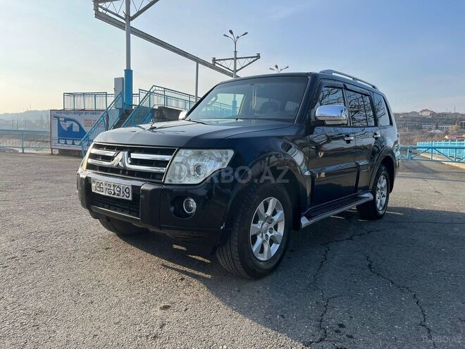 Mitsubishi Pajero 2007, 264,500 km - 3.0 л - Quba