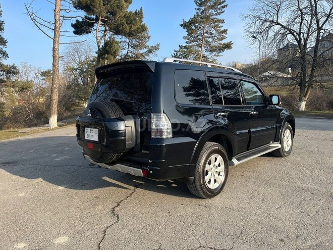 Mitsubishi Pajero 2007, 264,500 km - 3.0 л - Quba