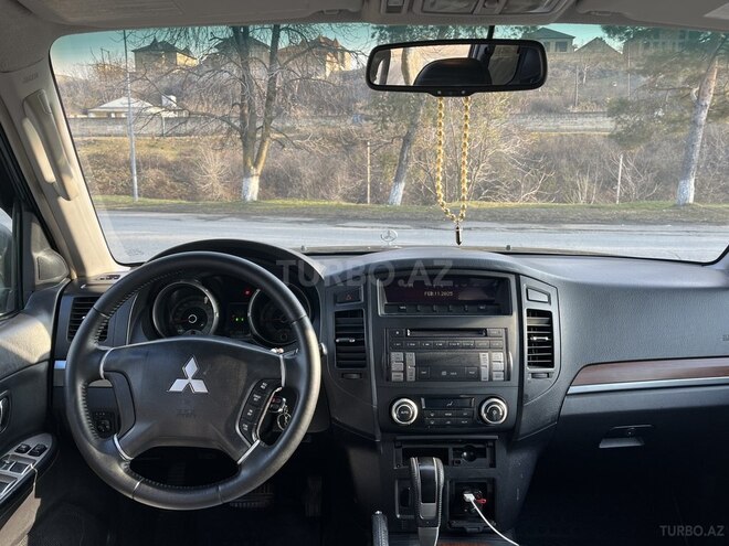 Mitsubishi Pajero 2007, 264,500 km - 3.0 л - Quba