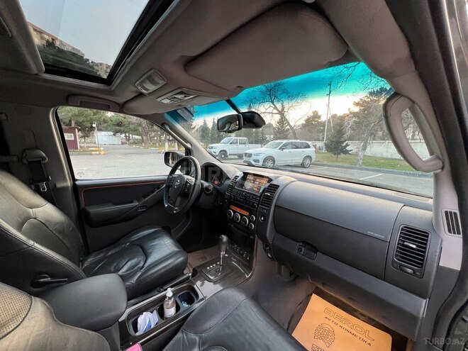 Nissan Pathfinder 2006, 304,000 km - 2.5 l - Bakı