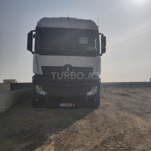 Mercedes Actros 1842 2014, 900,000 km - 12.0 l - Bakı