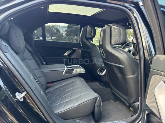 BMW 740 2023, 20,000 km - 3.0 l - Bakı