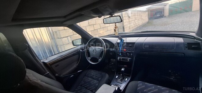 Mercedes C 240 2000, 376,000 km - 2.4 l - Bakı