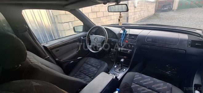 Mercedes C 240 2000, 376,000 km - 2.4 l - Bakı