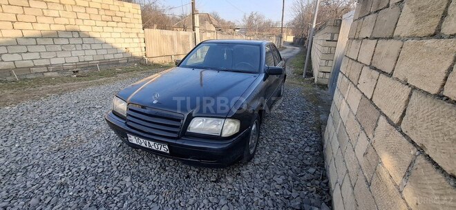 Mercedes C 240 2000, 376,000 km - 2.4 l - Bakı