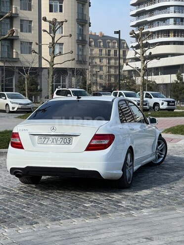 Mercedes C 250 2014, 200,000 km - 2.0 л - Bakı