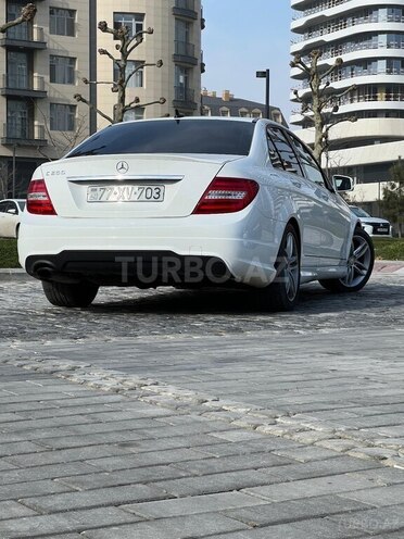 Mercedes C 250 2014, 200,000 km - 2.0 л - Bakı
