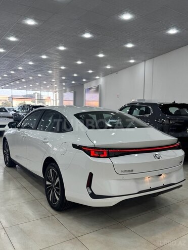 Changan Qiyuan A05 2024, 0 km - 1.5 л - Bakı