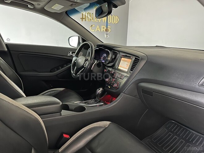 Kia Optima-12