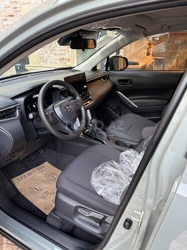 Toyota Corolla Cross-8
