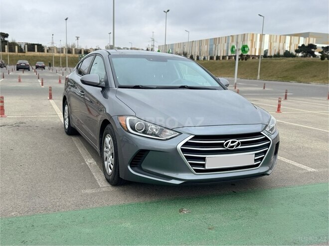 Hyundai Elantra 2018, 136,000 km - 2.0 л - Bakı