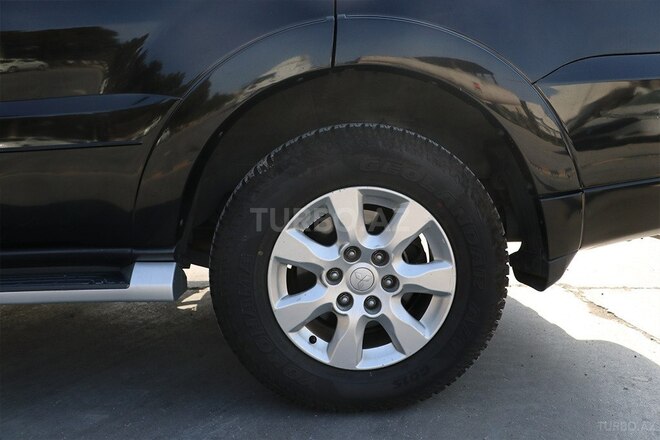 Mitsubishi Pajero 2012, 360,000 km - 3.8 л - Bakı