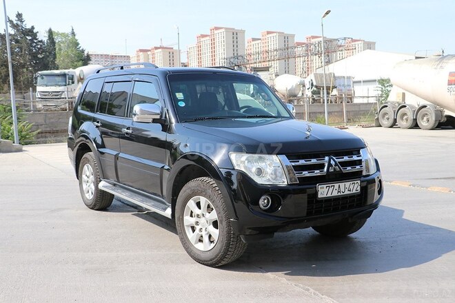 Mitsubishi Pajero 2012, 360,000 km - 3.8 л - Bakı