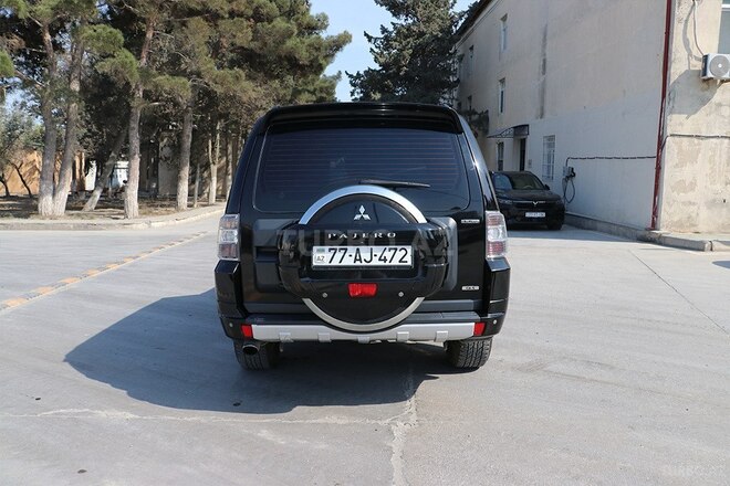 Mitsubishi Pajero 2012, 360,000 km - 3.8 л - Bakı