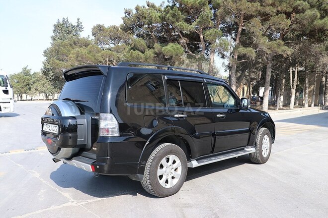 Mitsubishi Pajero 2012, 360,000 km - 3.8 л - Bakı
