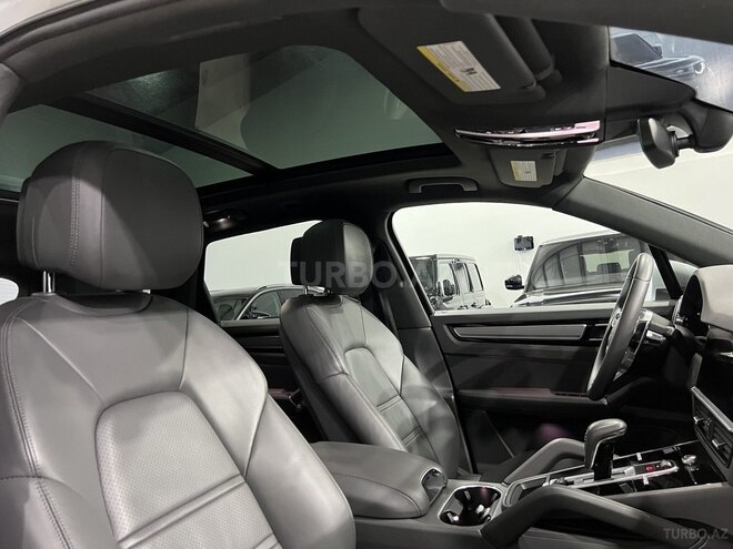 Porsche Cayenne-18