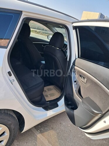 Hyundai i30 2015, 100,512 km - 1.4 l - Tovuz
