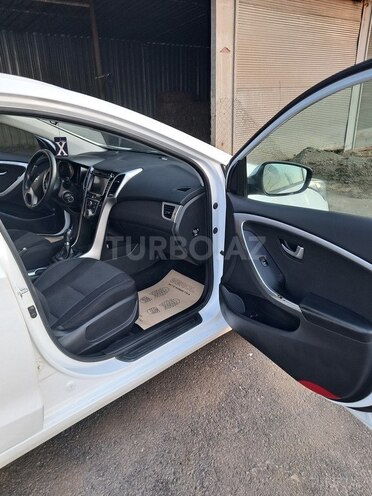 Hyundai i30 2015, 100,512 km - 1.4 l - Tovuz