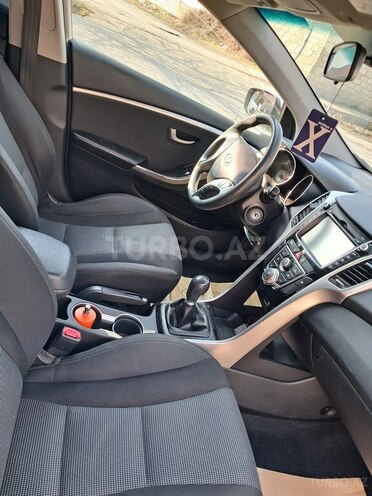 Hyundai i30 2015, 100,512 km - 1.4 l - Tovuz