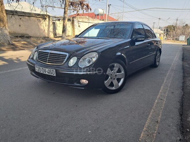 Mercedes E 320 2002, 235,000 km - 3.2 l - Qazax