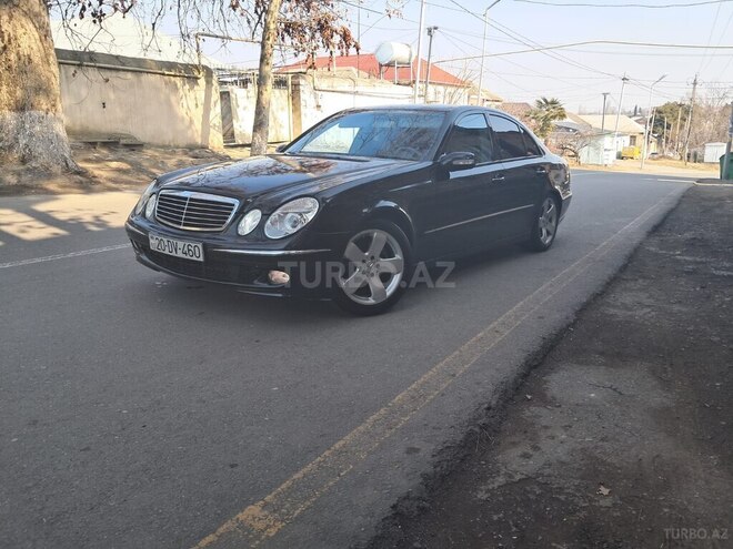Mercedes E 320 2002, 235,000 km - 3.2 l - Qazax