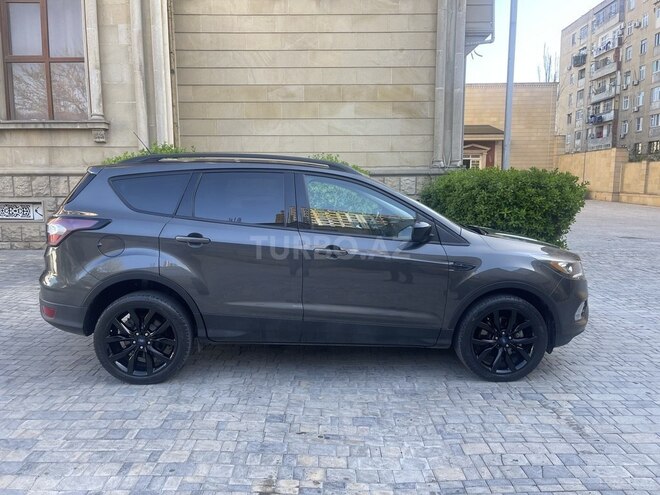 Ford Escape 2018, 99,000 km - 1.5 l - Bakı