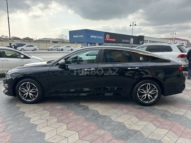 Kia K5-5