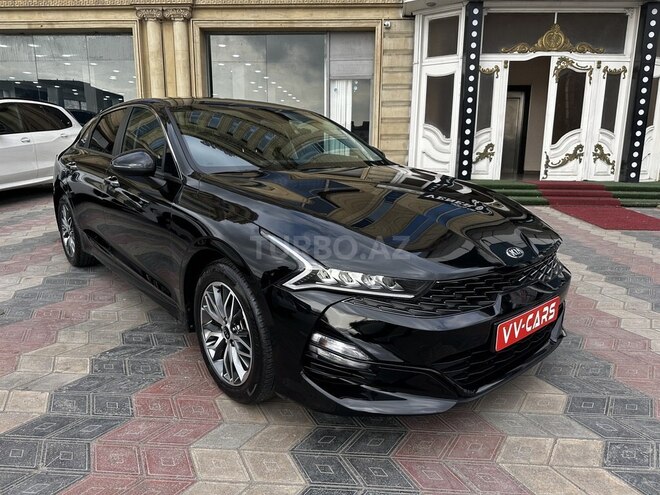 Kia K5-3