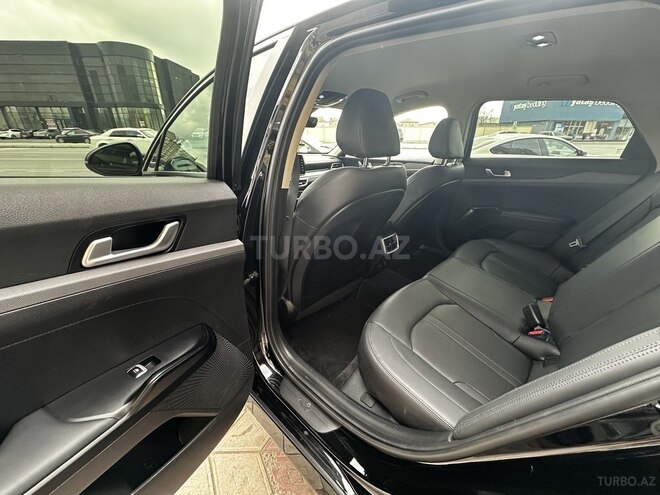 Kia K5-16